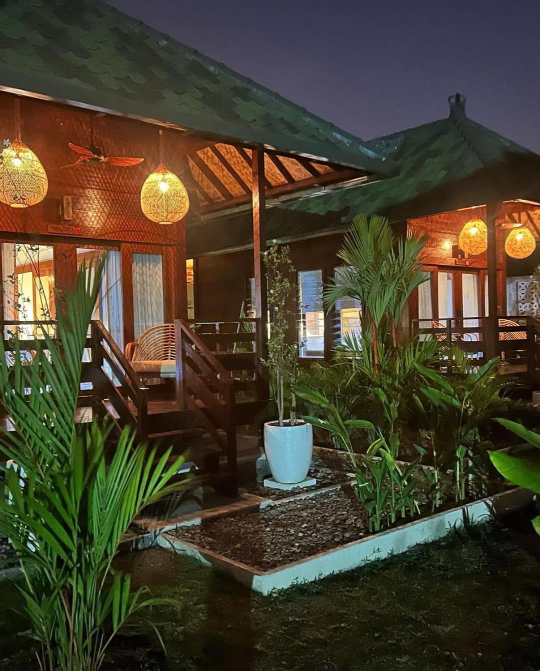 Kura Kura House 호텔 Sekongkang 외부 사진