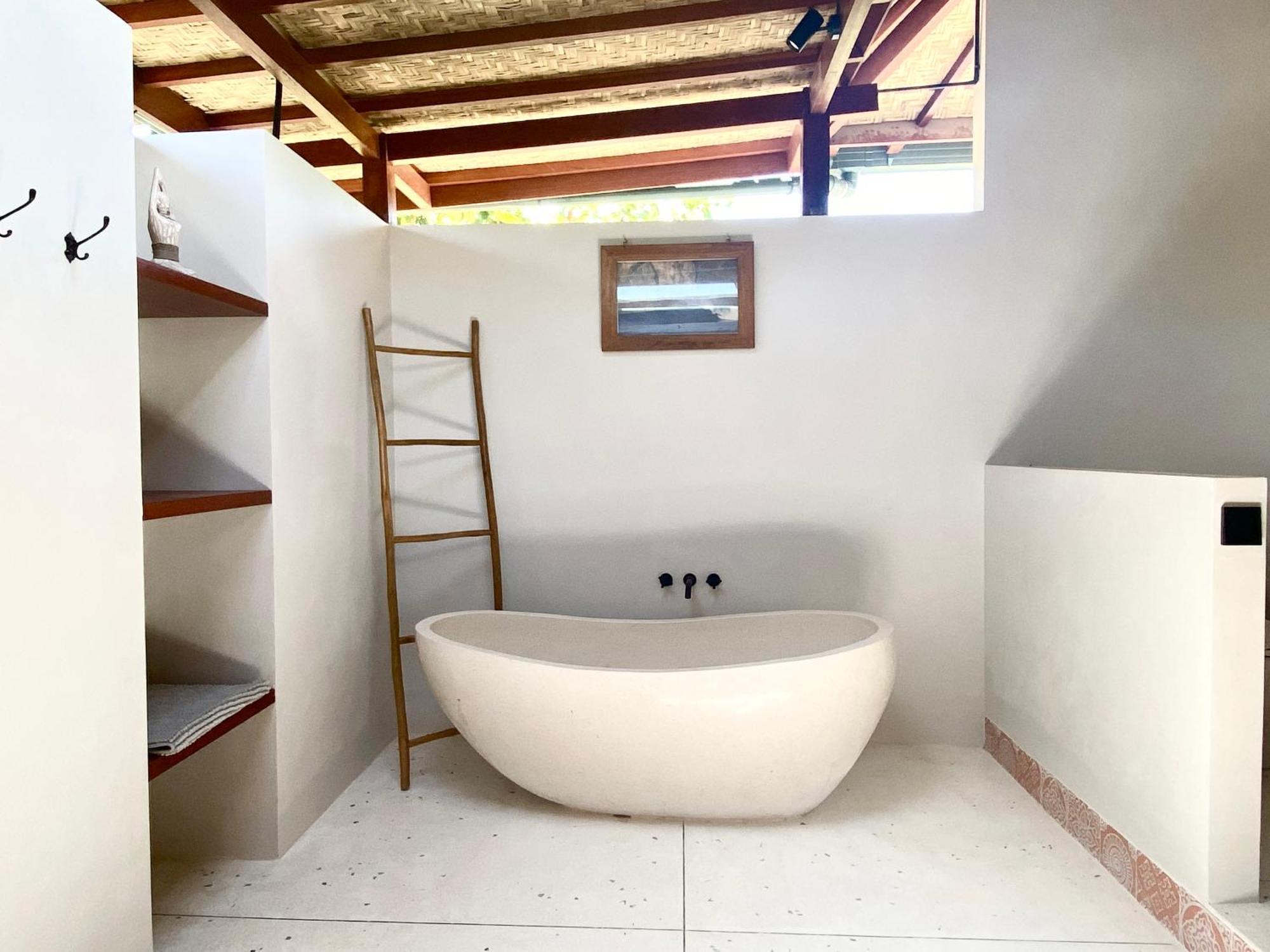 Kura Kura House 호텔 Sekongkang 외부 사진